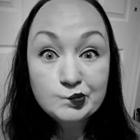 Crystal Akers Photo 7