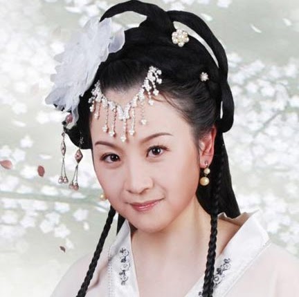 Holly Wu Photo 13