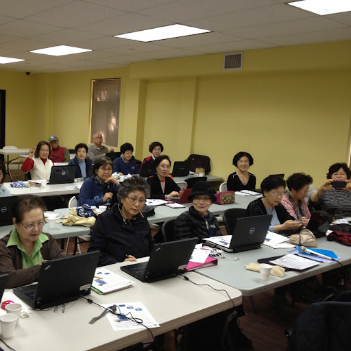 Ryan Hong Photo 6