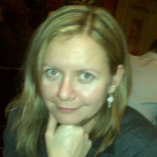Clare Edwards Photo 12