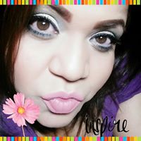 Julia Vasquez Photo 6