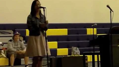 Danielle Valentin Photo 20