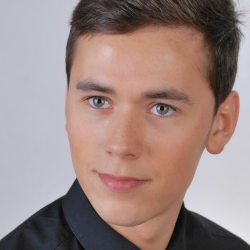 Daniel Sadowski Photo 12