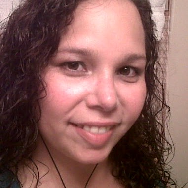 Yesenia Morales Photo 16