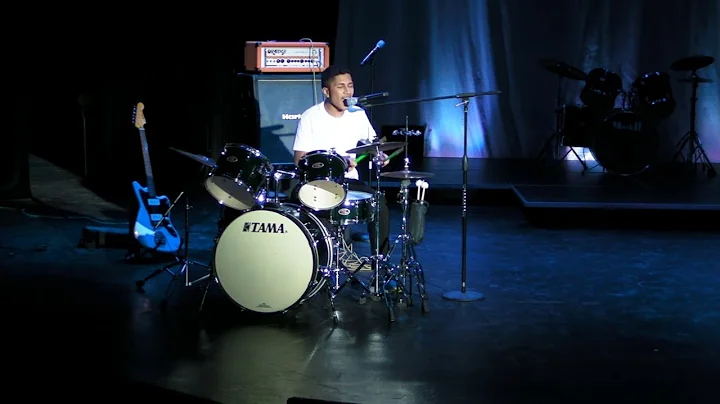 Dominic Gomes Photo 23