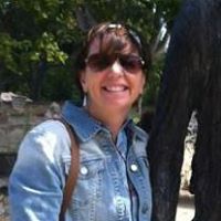 Laura Young Photo 13