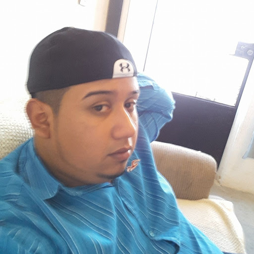 Luis Aros Photo 9