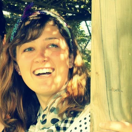 Claire Hunter Photo 12