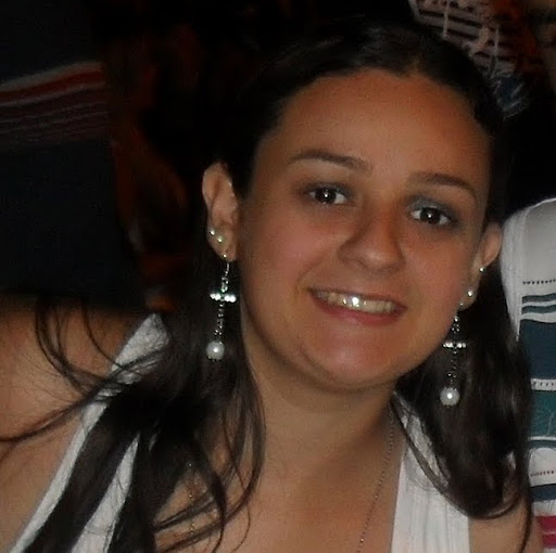 Laura Torres Photo 12