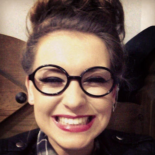Danielle Callaghan Photo 13