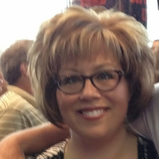 Lisa Mercer Photo 16