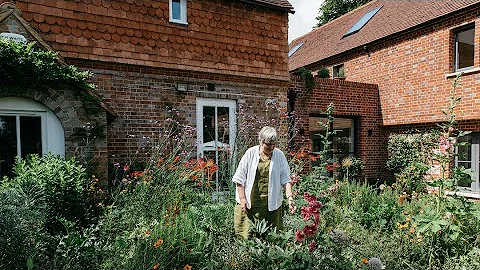 Barbara Wiltshire Photo 23