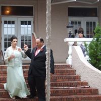 Annie Hopkins Photo 3