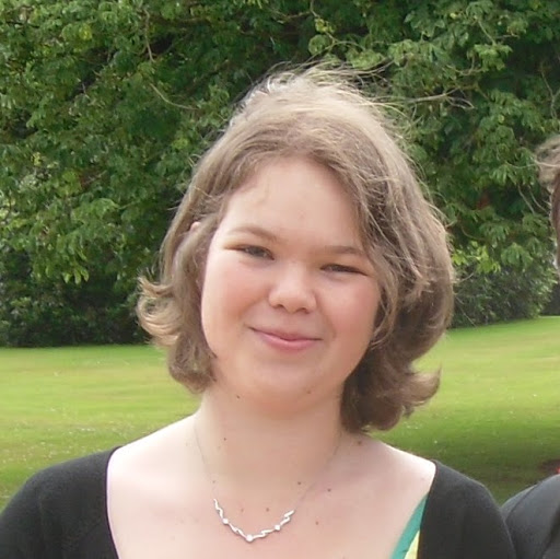 Claire Howell Photo 15