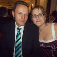 Nicole Schmied Photo 4