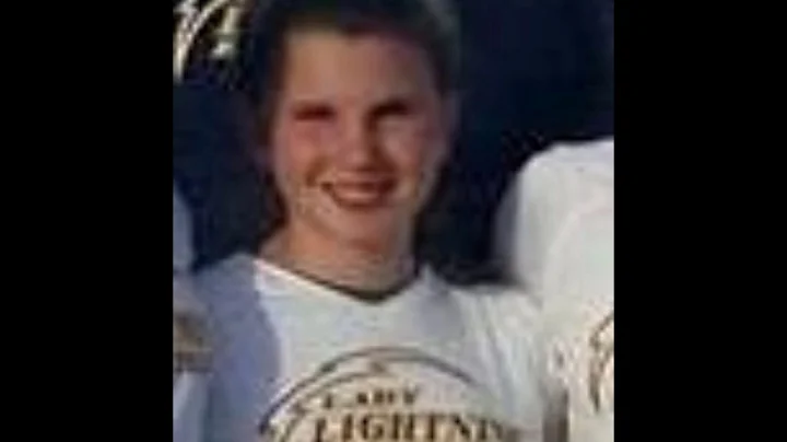 Ashley Walkup Photo 8