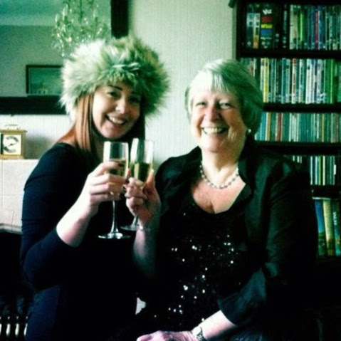 Anne Harper Photo 17