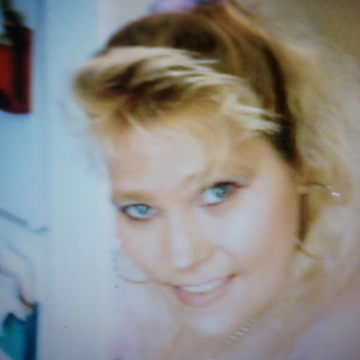 Rose Hayden Photo 15