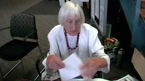 Betty Hooper Photo 27