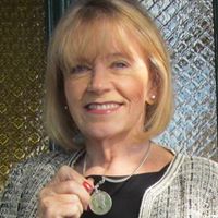 Georgina Reynolds Photo 5