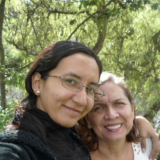 Clara Castillo Photo 16