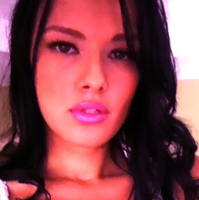 Jennifer Roy Photo 18