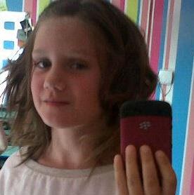 Hollie Sinclair Photo 12