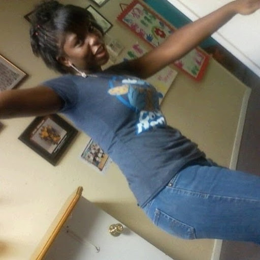 Renee Houston Photo 12