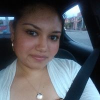 Denisse Gomez Photo 5