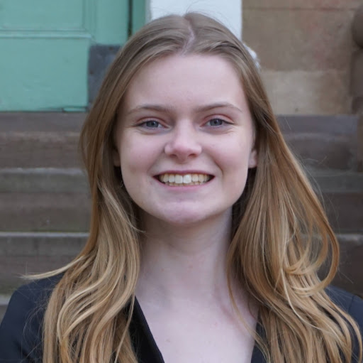 Hannah Bain Photo 13