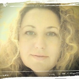 Amy Lefebvre Photo 5