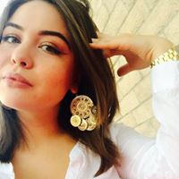Elizabeth Peraza Photo 2