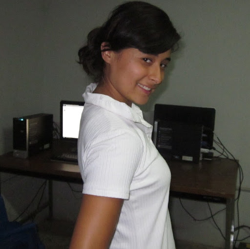 Hazel Roman Photo 10