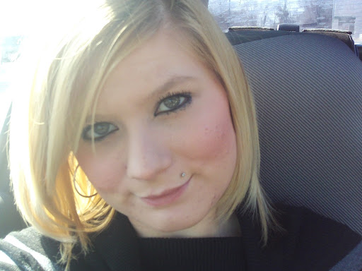 Amber Barrett Photo 16