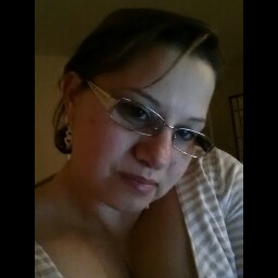 Claudia Pelaez Photo 13