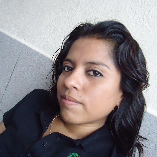 Fabiola Reyes Photo 13