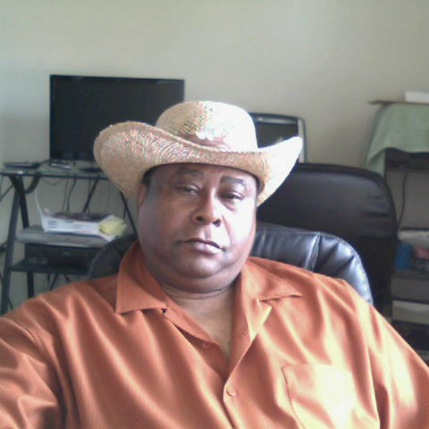 Ronnie Bennett Photo 13