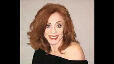 Nicole Carle Photo 13