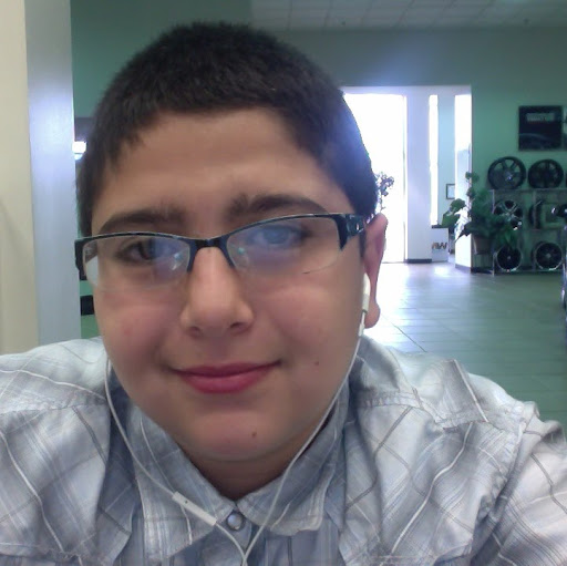 Sam Yassine Photo 5