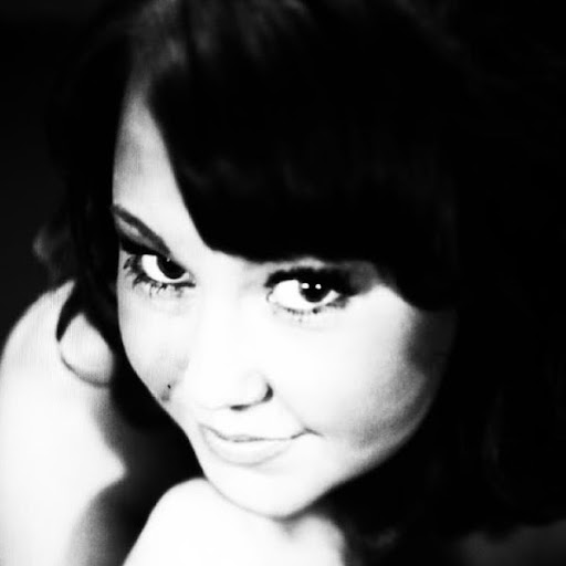 Angela Colbert Photo 9