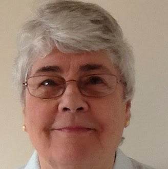 Betty Murray Photo 15
