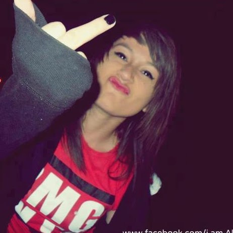 Mercedes Robles Photo 14