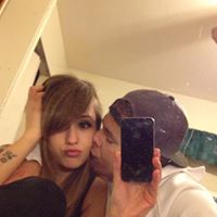 Travis Cheek Photo 3