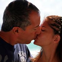 Laura Desantis Photo 10