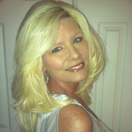 Carla Kemp Photo 10