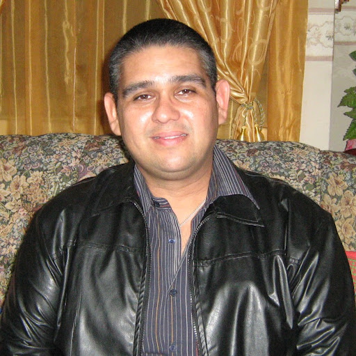 Larry Miranda Photo 9