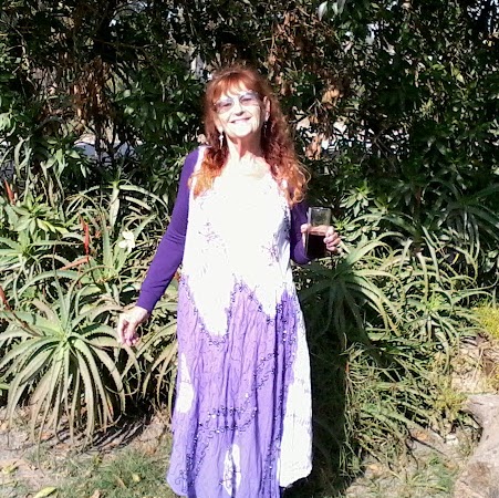 Carmen Gomez Photo 8