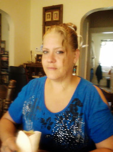 Michelle Carlton Photo 14