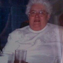 Kay Palmer Photo 16