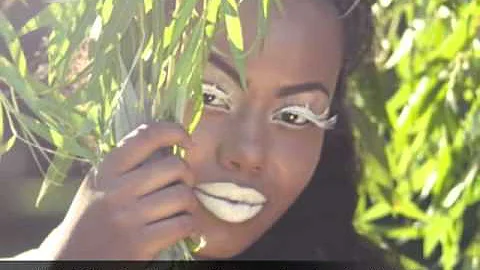 Cassandra Bradshaw Photo 25
